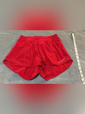 Size 6 Lululemon Red Adorable Lululemon with size dot & Liner PERFECT CONDITION!